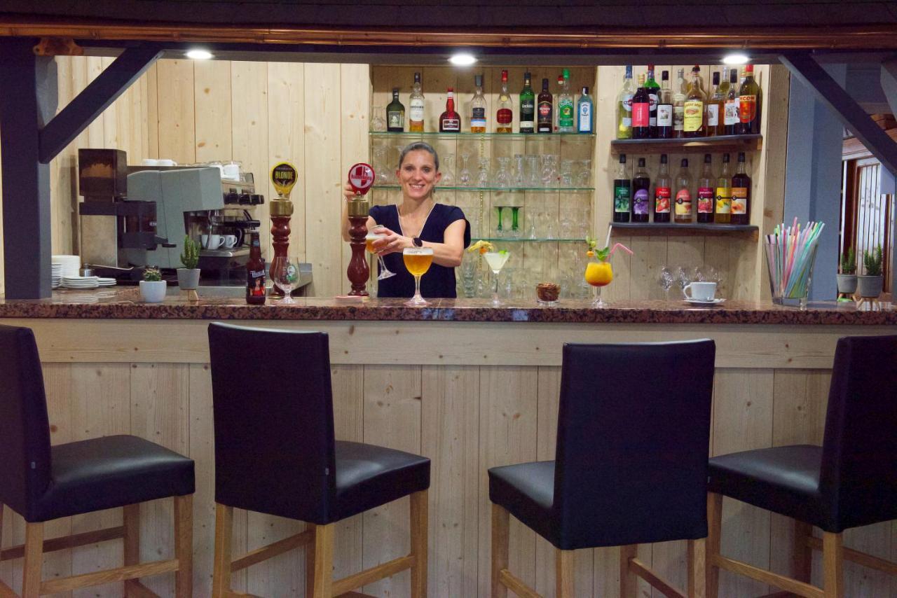 Hotel Restaurant Du Haut Du Roc Basse-sur-le-Rupt المظهر الخارجي الصورة